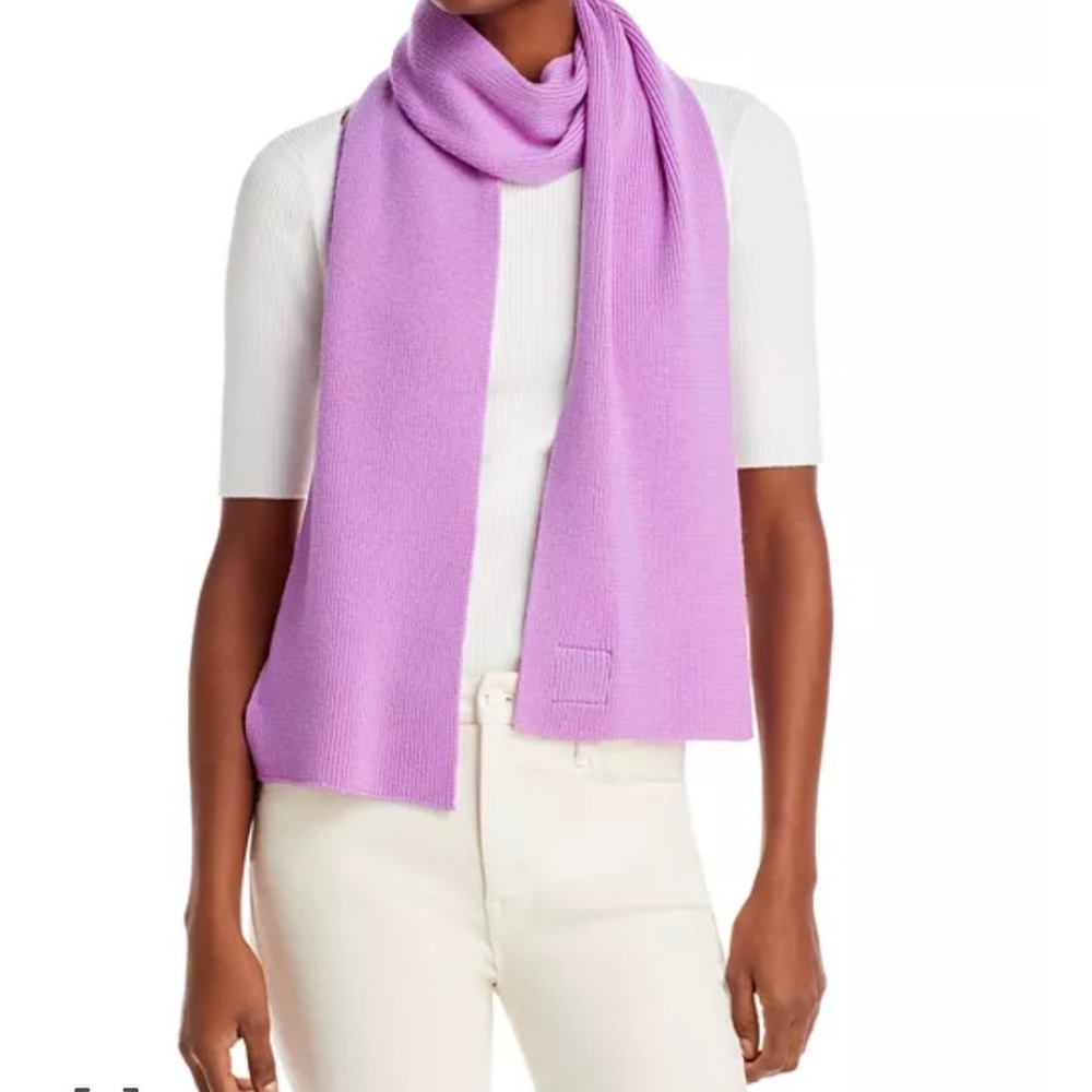 Versace Medusa Wool Ribbed Knit Lilac Scarf